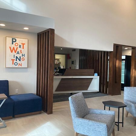 Holiday Inn Express & Suites Port Washington By Ihg Eksteriør bilde