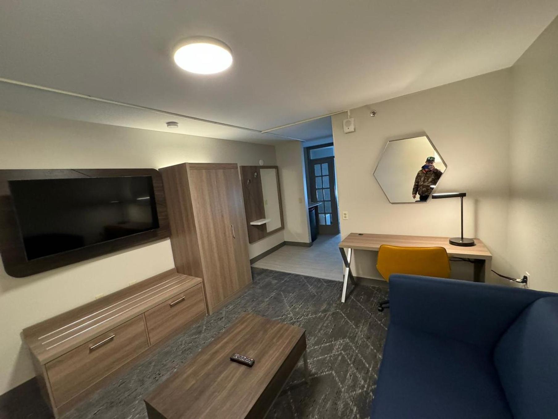 Holiday Inn Express & Suites Port Washington By Ihg Eksteriør bilde