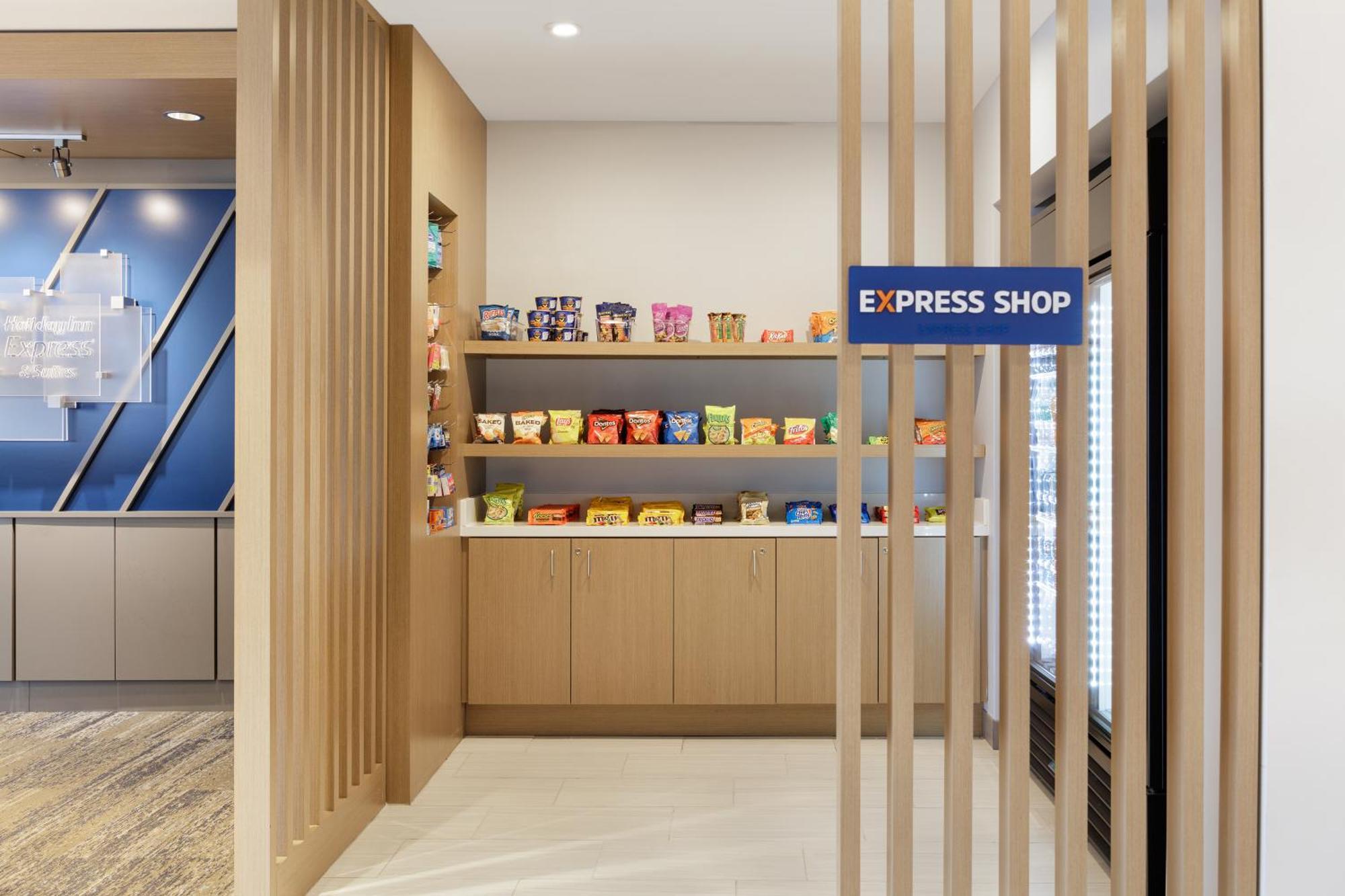 Holiday Inn Express & Suites Port Washington By Ihg Eksteriør bilde