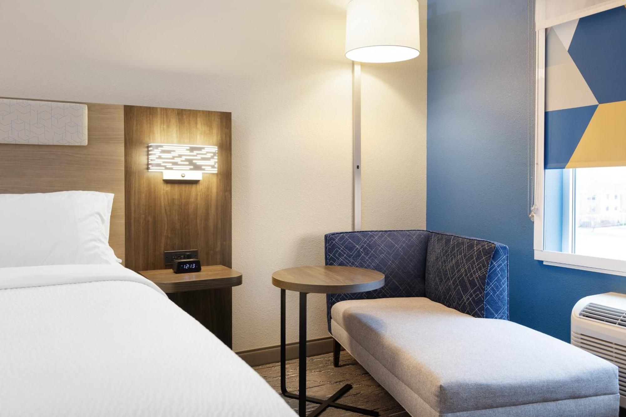 Holiday Inn Express & Suites Port Washington By Ihg Eksteriør bilde